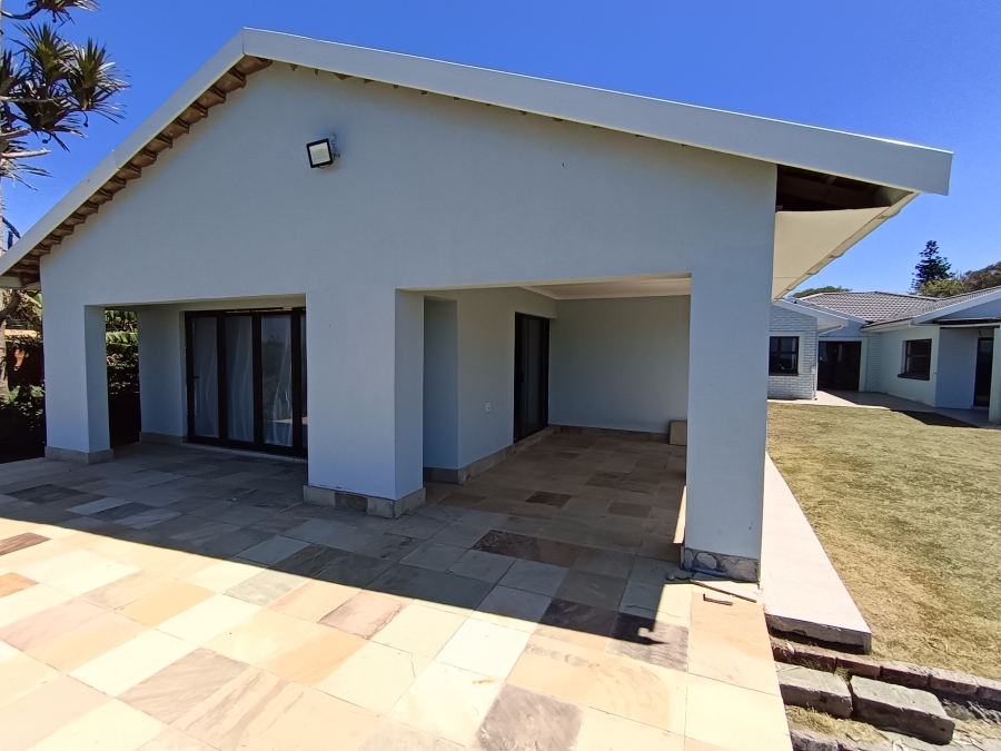 7 Bedroom Property for Sale in Gonubie Eastern Cape